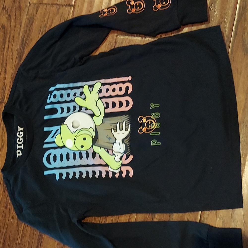 Piggy Join Us Long Sleeve Shirt Small
